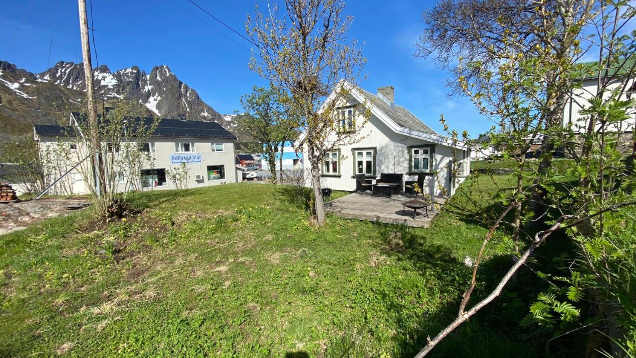 Nordlandshuset "Lottebakken", Ballstad In Lofoten Esterno foto